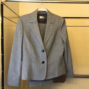 Kasper business suit. Grey. Size 14. Worn once. Pristine condition.